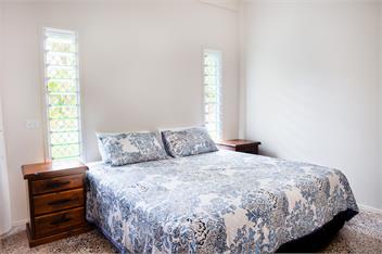 Heather’s Beach House – On the water, 2 houses in 1 - Rarotonga