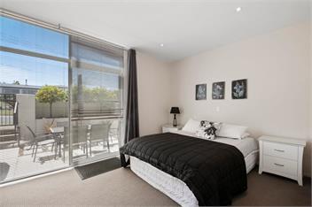 Marinaside Villa (Bachcare) - Taupo Central