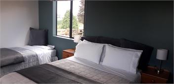Taupo Farm Lodge - Farmstay, self-contained accommodation - Taupo