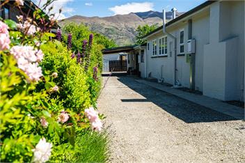 Downtown Delight (Bachcare) - Wanaka