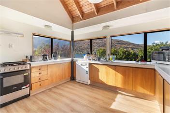Affordable Room in Frankton Road - Queenstown - Queenstown
