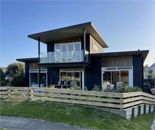 Beach House in The Dunes - Tutukaka