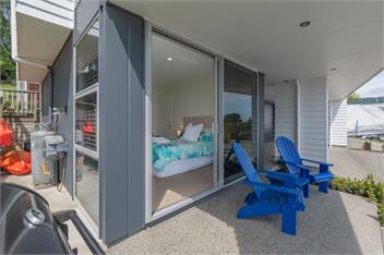 Maraetai Couples Retreat (Bachcare) - Auckland