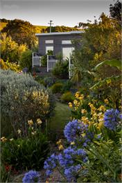 Church Bay Escape - Apartment Three - Waiheke Island 1081