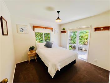Hosts on the Coast Grange Cottage - Hahei
