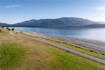 The Tranquil Edge (Bachcare) - Te Anau
