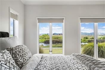 Sunlit Shores (Bachcare) - Papamoa