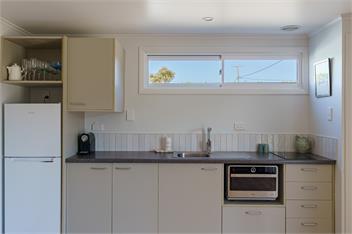 Waimarama Coastal Cottage - Havelock North