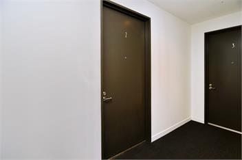 Stadium Central 2 – Modern CBD Stay w/ Secure Entry - 