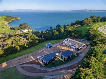Woodside Bay Chalets2 - Waiheke Island