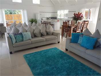 KAYNE'S House: Tikioki RAROTONGA - Rarotonga