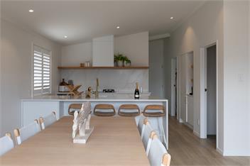 Deluxe Suite - Your Private Sanctuary Awaits - Auckland