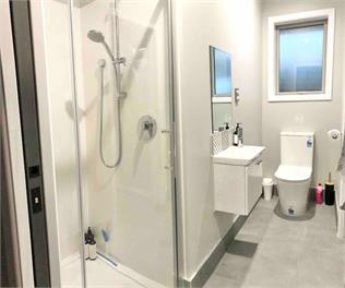 A designer's house (three bedroom holiday house) - Rotorua