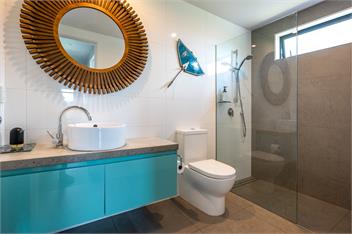 NEW Sunny Family Friendly home with SPA near everything - Waiheke