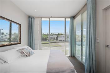 Marinaside Villa (Bachcare) - Taupo Central