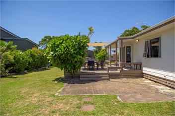 Nest by the Beach (Bachcare) - Cooks Beach