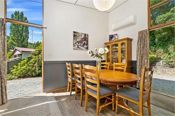 Merioneth Retreat (Bachcare) - Arrowtown