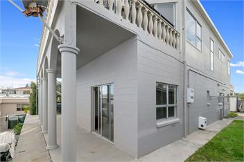 Home Sweet Home (Bachcare) - Mt Maunganui