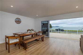 Waterfront Beach House (Bachcare) - Paihia