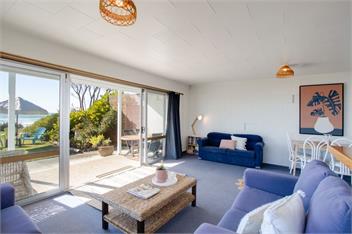 Absolute Beachfront (Bachcare) - Waimarama