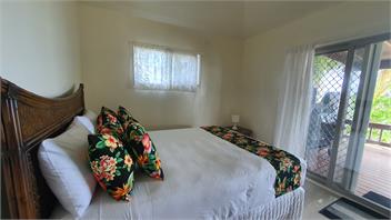 Iro's Beach House: Titikaveka RAROTONGA - Rarotonga