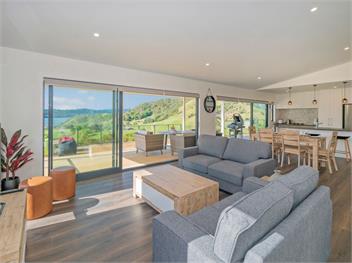 Peace and Paradise (Bachcare) - Whitianga