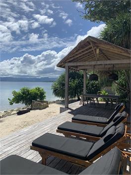 The Boat House- PRIVATE BEACH -