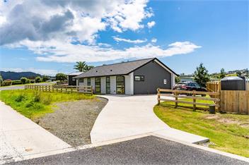 Sweet and Stylish – Mangawhai Heads Holiday Home - Mangawhai Heads
