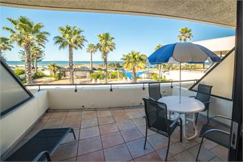 Apartment on Marine Parade - MOUNT MAUNGANUI