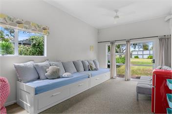 Sunset Seeker (Bachcare) - Mangawhai Heads