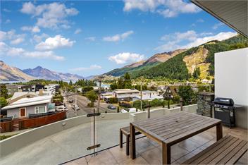 Vailmont Villa, Central Queenstown - Queenstown