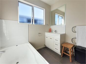 Hosts on the Coast Aquila Sunrise - Whitianga
