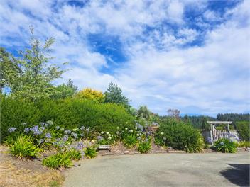 Best Views in Nelson and a Swimming Pool! - Nelson