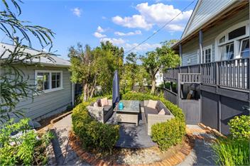 Heritage Charm (Bachcare) - New Plymouth