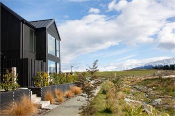 Golfers and Skiers Retreat (Bachcare) - Jacks Point