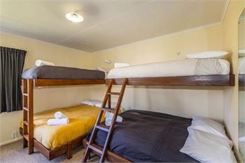 Kune Crib (Bachcare) - 