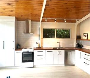 Pukeko Cottage -