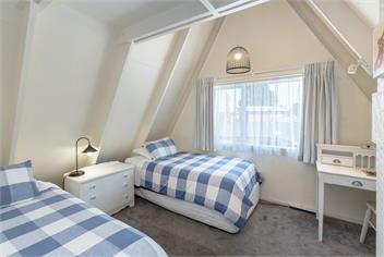 A-Frame. Ideal for families and large groups. - 