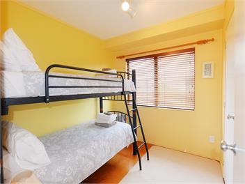 "Three Fishes" Boutique Holiday Home - Coopers Beach