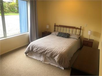 4 Johns Road, Moana -
