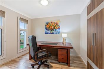 Spacious house near Melb Airport, Sleeps 12  - Melbourne