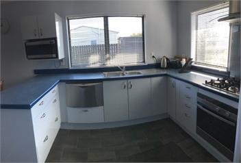 A MUST SEE  ON MAYFAIR - 121B Mayfair Avenue - Whangamata