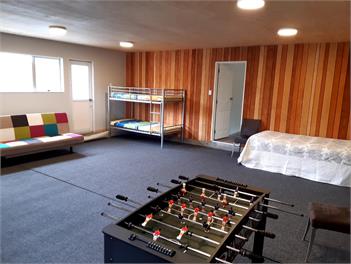Spacious Group‑Friendly Napier Home with Pool – Ideal for Teams & Families - Napier