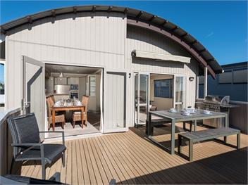 A Beach Barn Haven (Bachcare) - Papamoa
