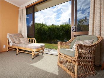Lakeside Serenity (Bachcare) - Wanaka