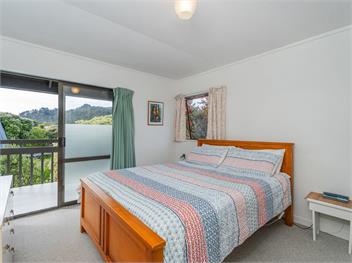 Whanga Bach (Bachcare) - Whangamata