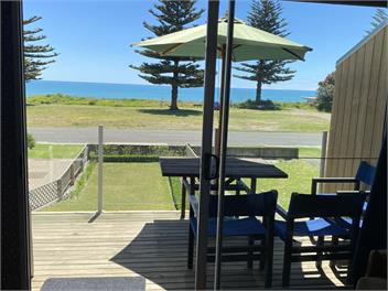 Ohope, Ocean Rd, Retro Unit - Whakatane