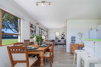 Ocean Whispers (Bachcare) - Whitianga