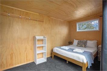 Whanga on Foot - Fantastic Location! - 