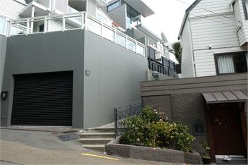 OB Retreat - 6 bedrooms, Ideal for families, friends & work groups. Private & quiet. - Wellington